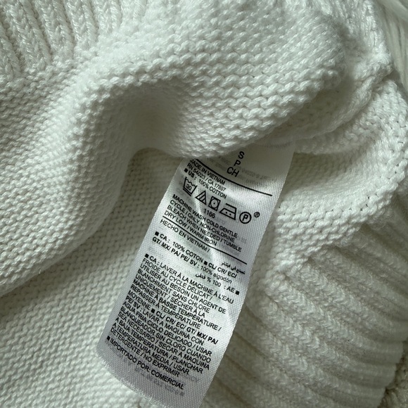 Old Navy Crewneck American Flag Sweater in Magnolia White 100% Cotton - Picture 4 of 7